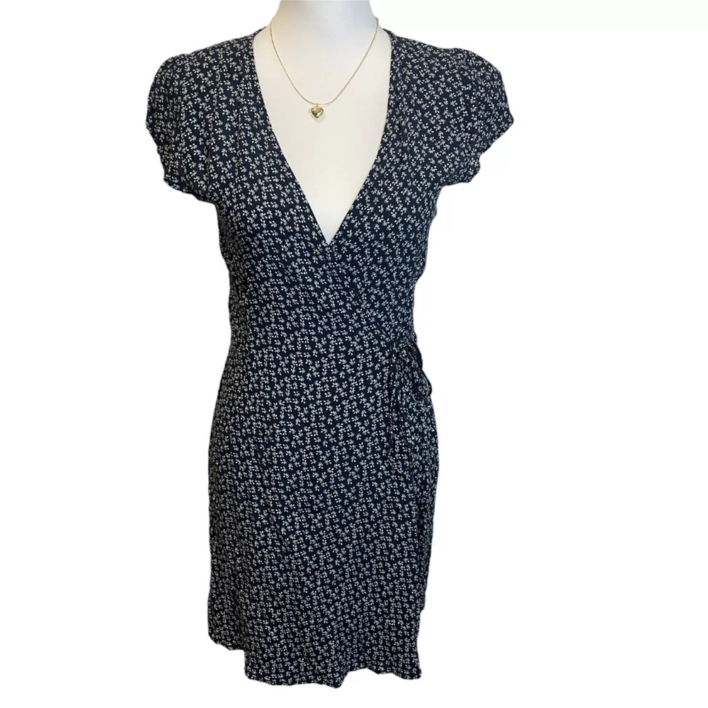 Brandy Melville Robbie Ditsy Floral Print Flutter Sleeve Mini Wrap Dress S